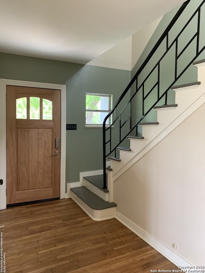155 N Josephine Tobin Dr - Photo 6 of 24