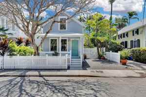featured image of 1420 Petronia St #1