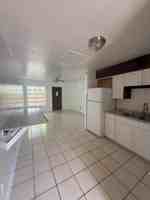 featured image of 1614 Dennis St #B