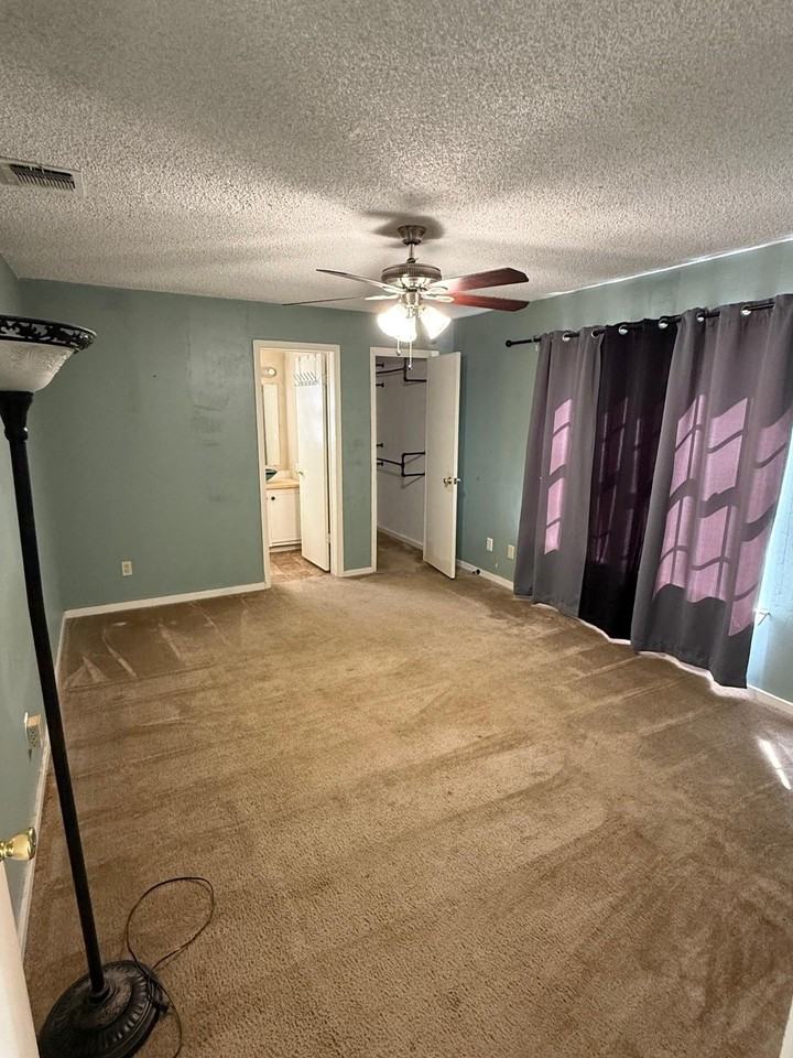 3420 Bronco St - Photo 6 of 11