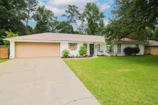 413 Woodway Ln - Photo 1 of 1