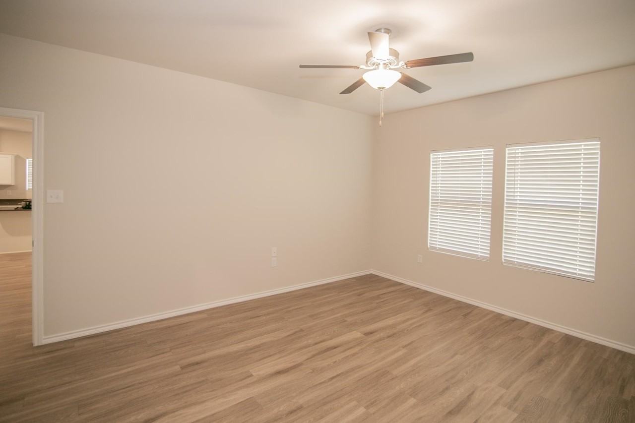 100 Mia Ln - Photo 5 of 22