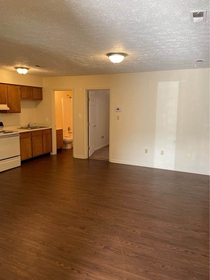 213 Keystone Drive - Photo 2 of 9