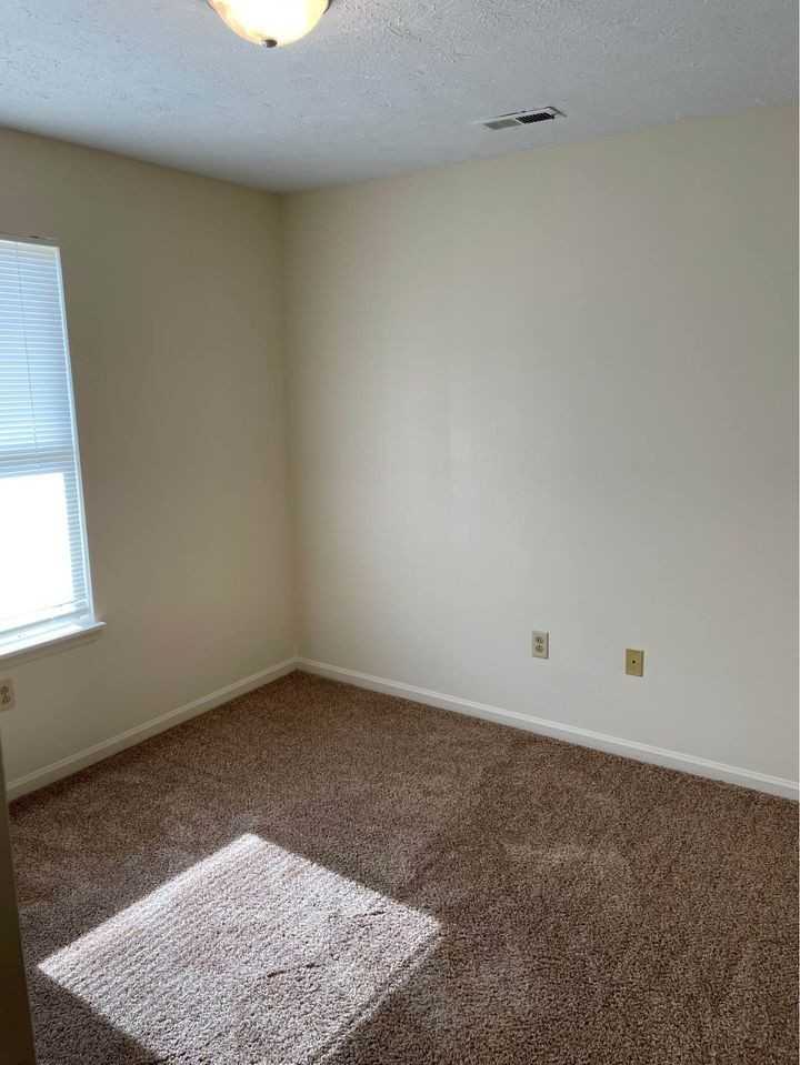 213 Keystone Drive - Photo 6 of 9