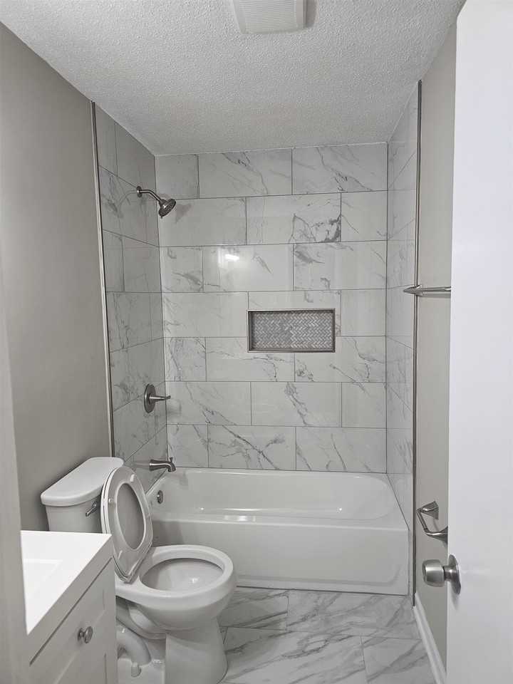 3896 Ajanders Dr - Photo 7 of 11