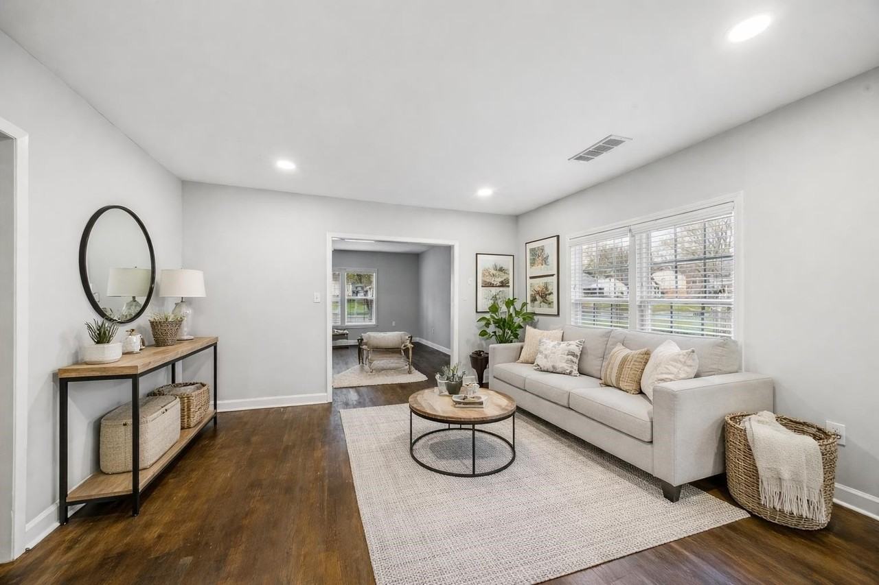 3672 Kearney Ave - Photo 2 of 5