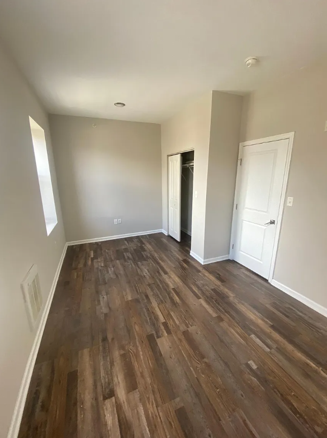 1470 North 52nd Street - Photo 7 of 10