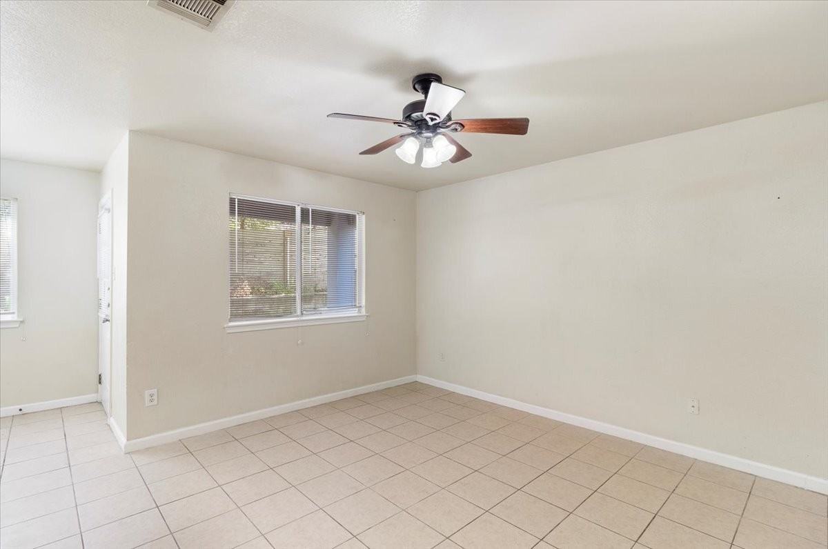 887 Sagewood Trail - Photo 3 of 18