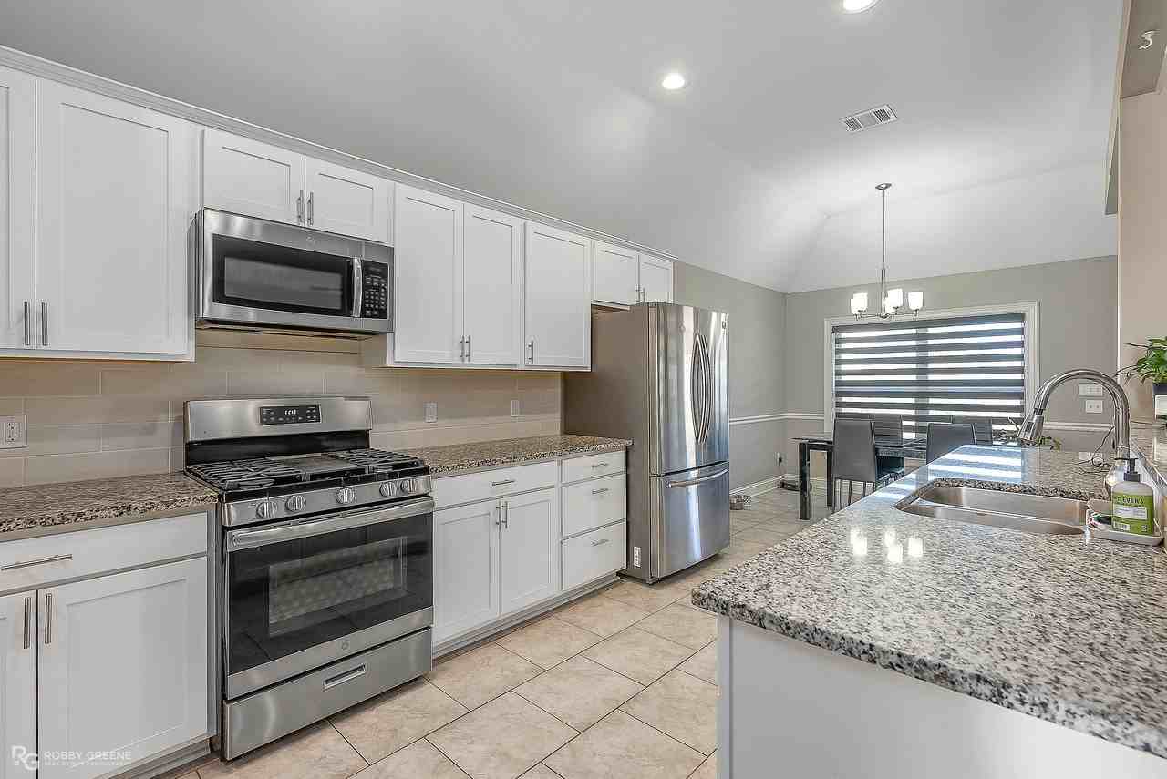 604 Labarre Ln #1 - Photo 5 of 21