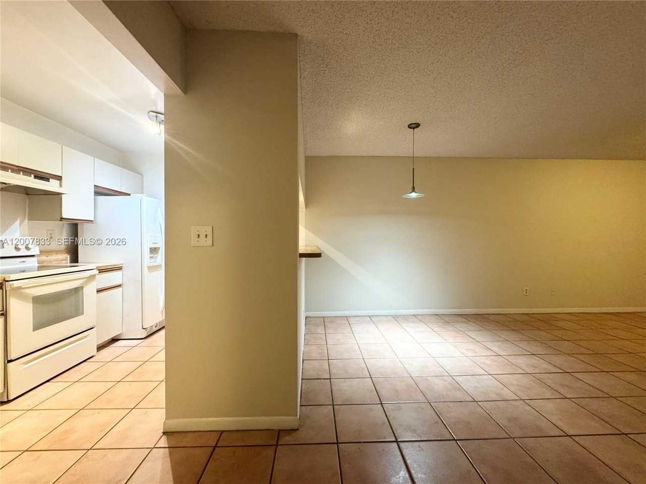 11251 Sw 13th St #201 - Photo 4 of 15