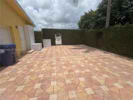 featured image of 8605 Sw 106th St #B