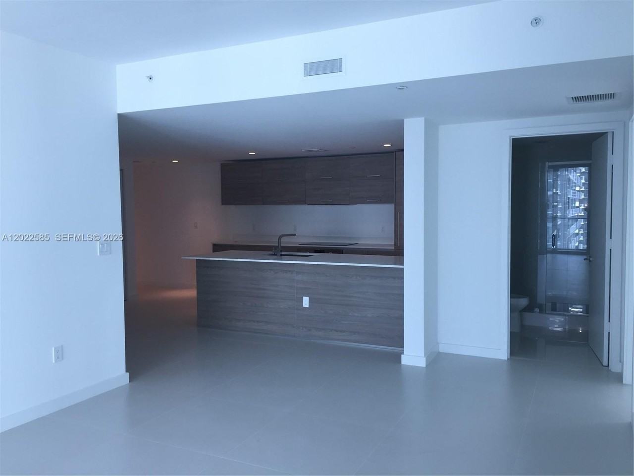1300 S Miami Ave #1910 - Photo 3 of 15
