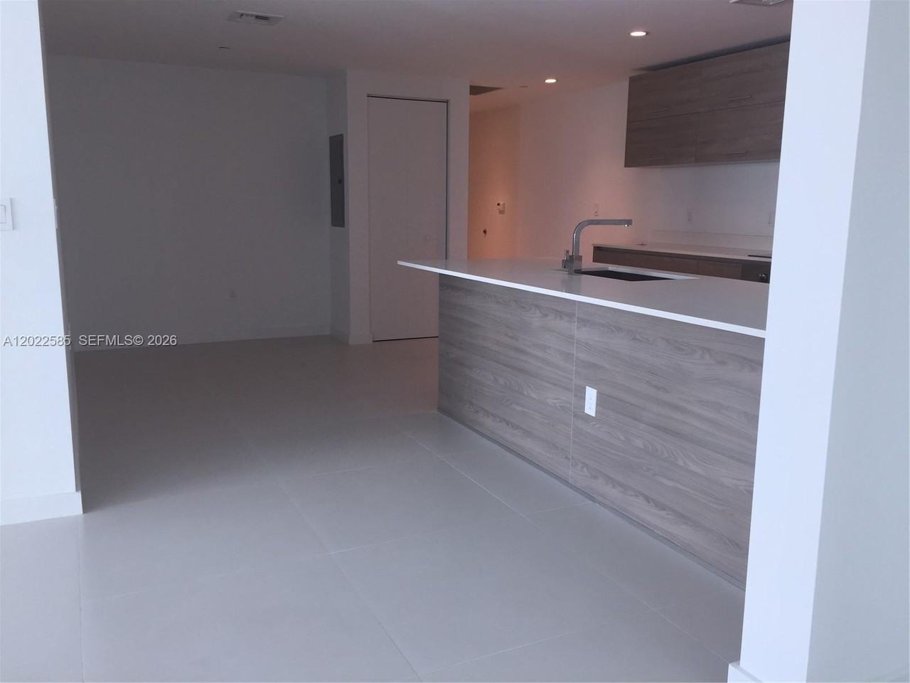 1300 S Miami Ave #1910 - Photo 5 of 15