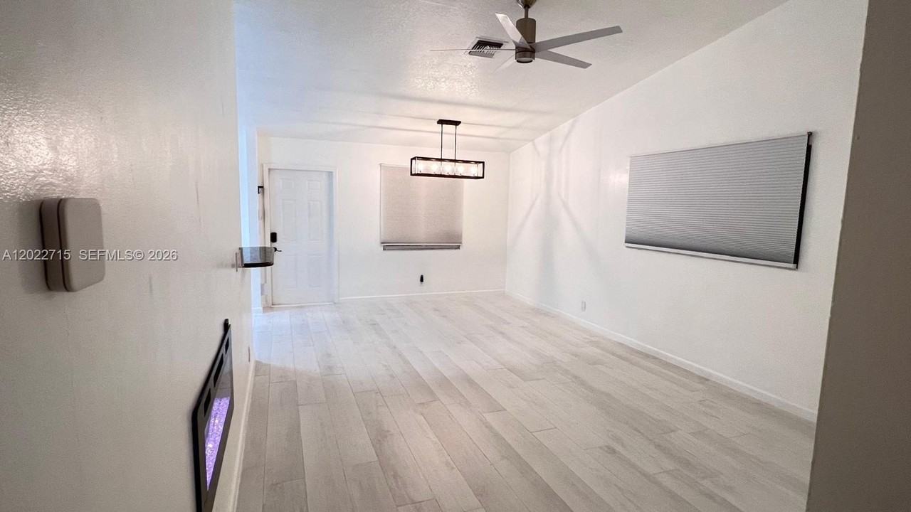 10669 Boca Entrada Blvd - Photo 6 of 19