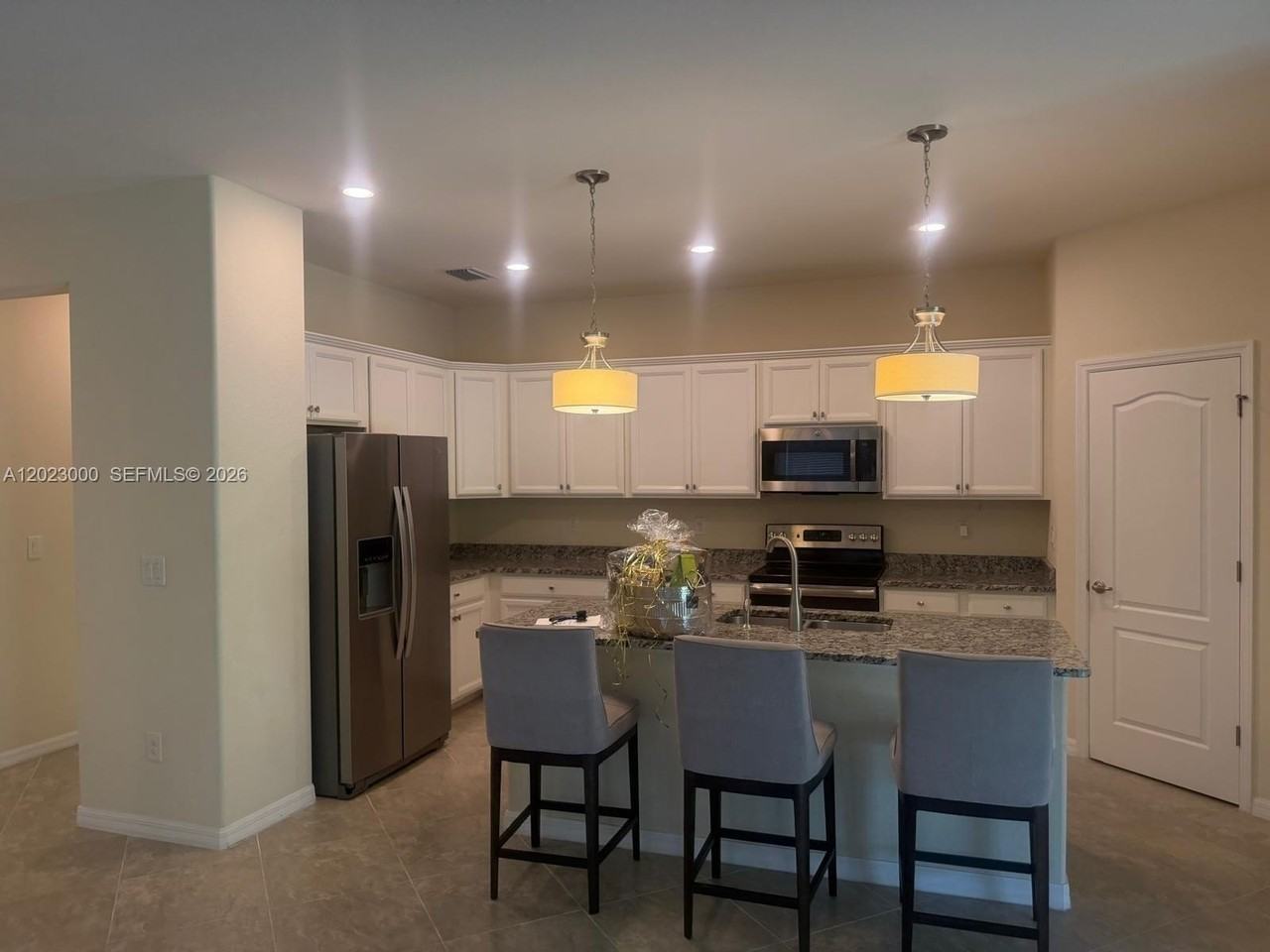 14018 Aledo Ct #14018 - Photo 5 of 28