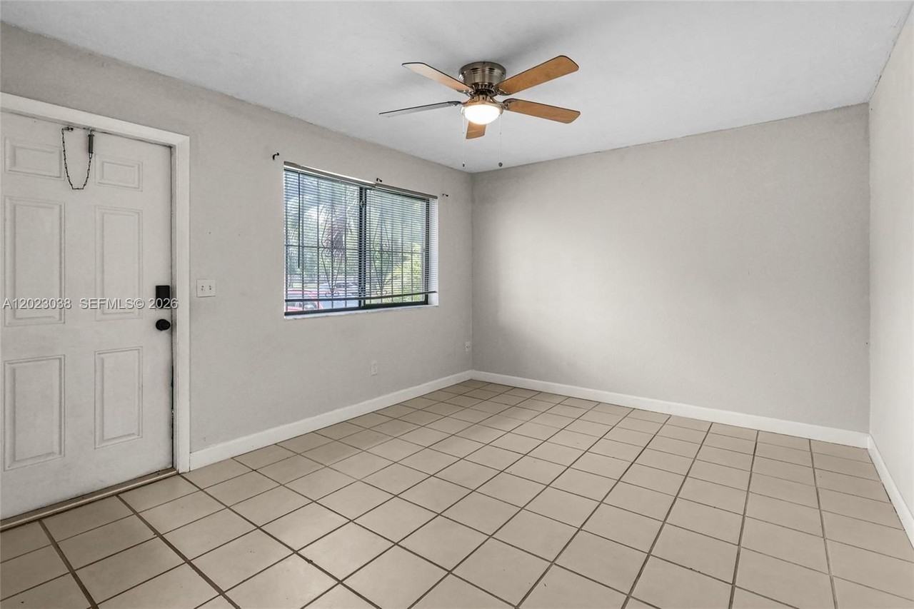 28214 Sw 143rd Ct #0 - Photo 4 of 27