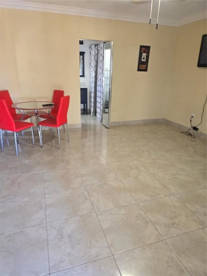 12535 W Randall Park Dr - Photo 2 of 6