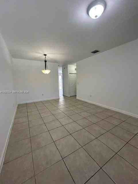 11376 Sw 233rd St #11376 - Photo 7 of 14