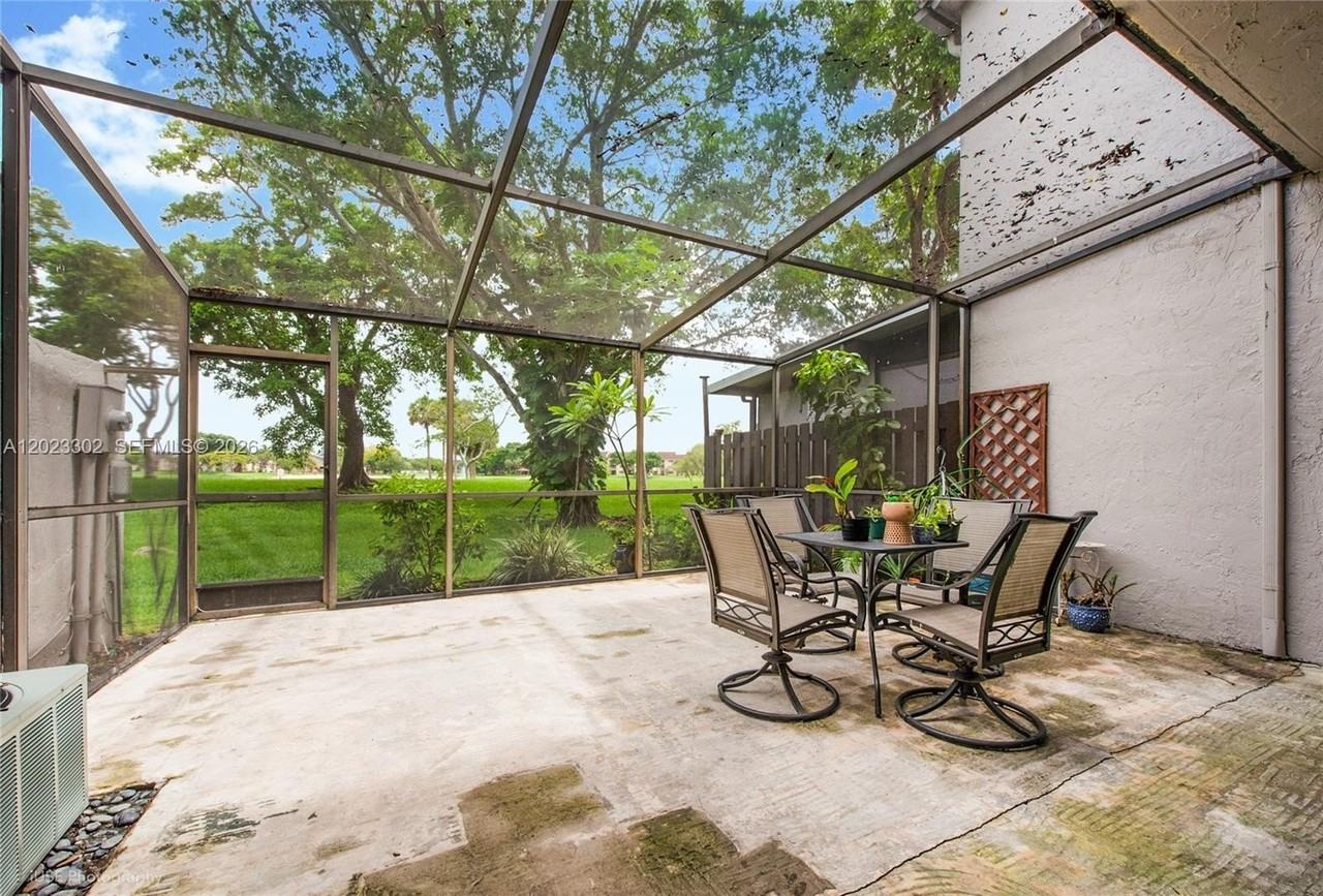15463 Sw 110th Ter - Photo 5 of 18