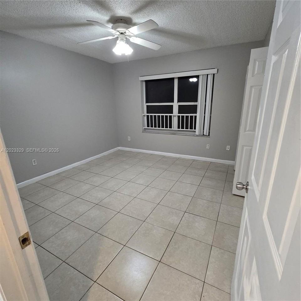 5610 Nw 61st St #1122 - Photo 6 of 11