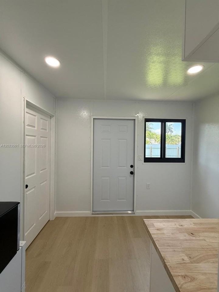 29958 Sw 159th Dr #A - Photo 3 of 7