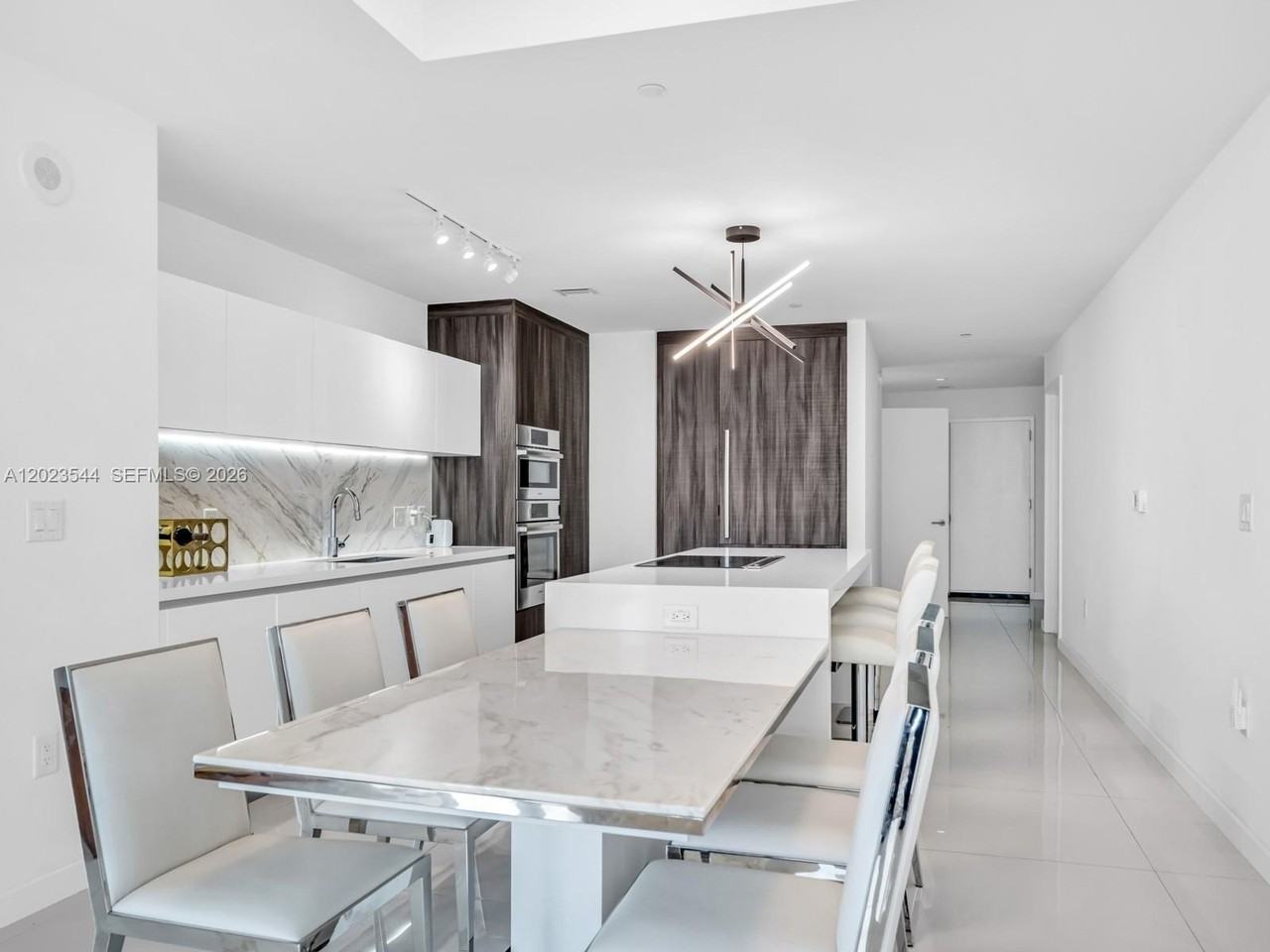 851 Ne 1st Ave #3201 - Photo 3 of 37