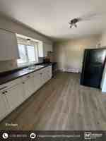 featured image of 101 E 9th St