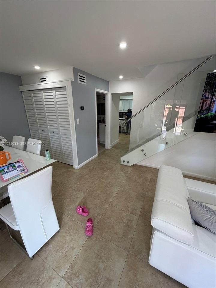 6435 Sw 116th Pl #G - Photo 3 of 26