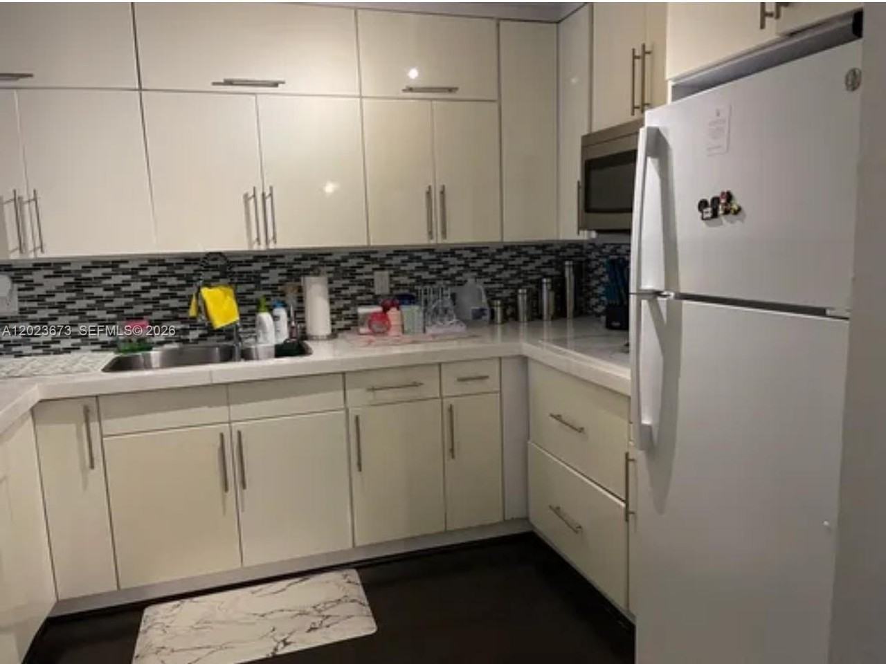 1810 W 56th St #3414 - Photo 5 of 18
