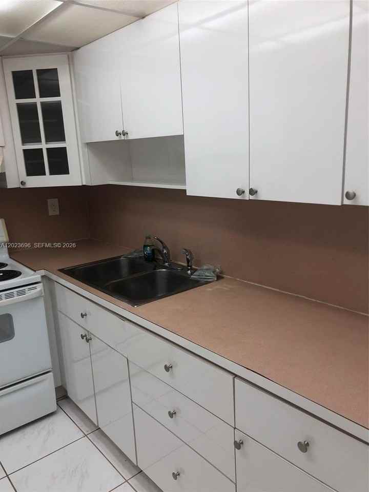 9150 Fontainebleau Blvd #203-2 - Photo 6 of 10