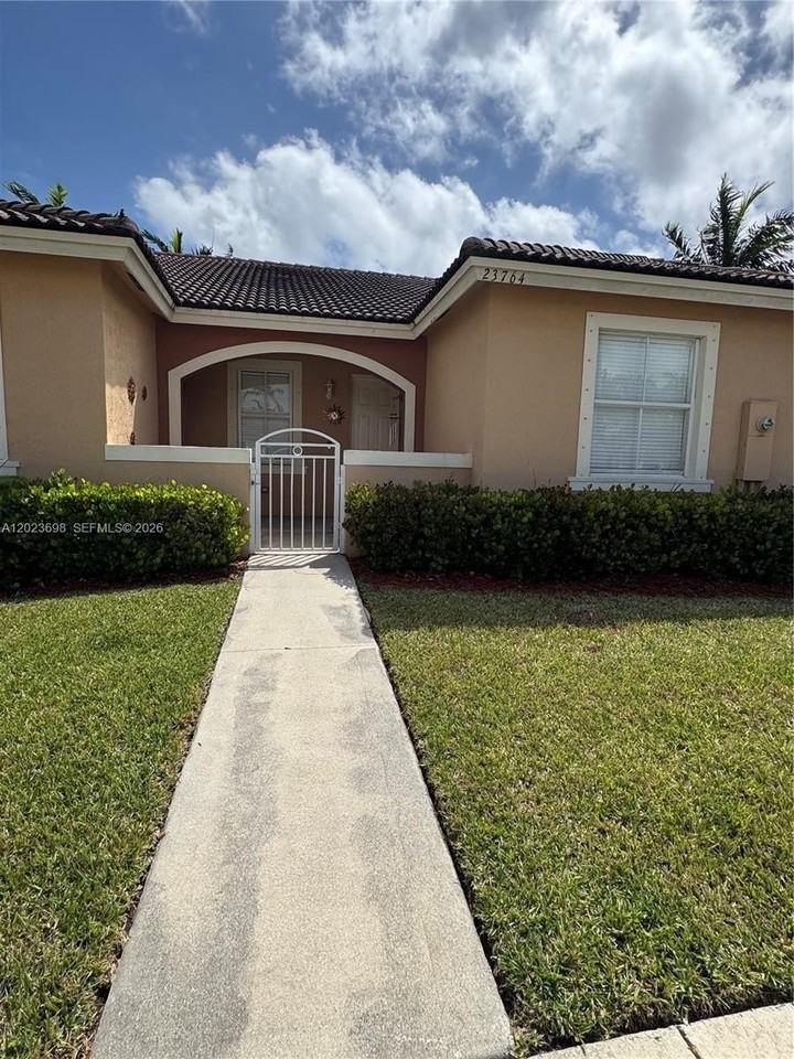 23764 Sw 109th Ave - Photo 4 of 14
