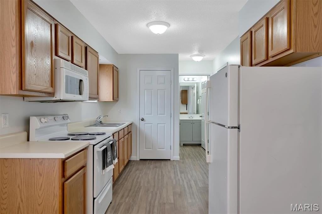 119 N 1st St - Photo 5 of 15