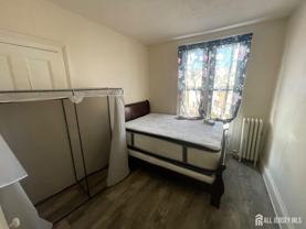 3 S Adelaide Ave - Photo 1 of 1