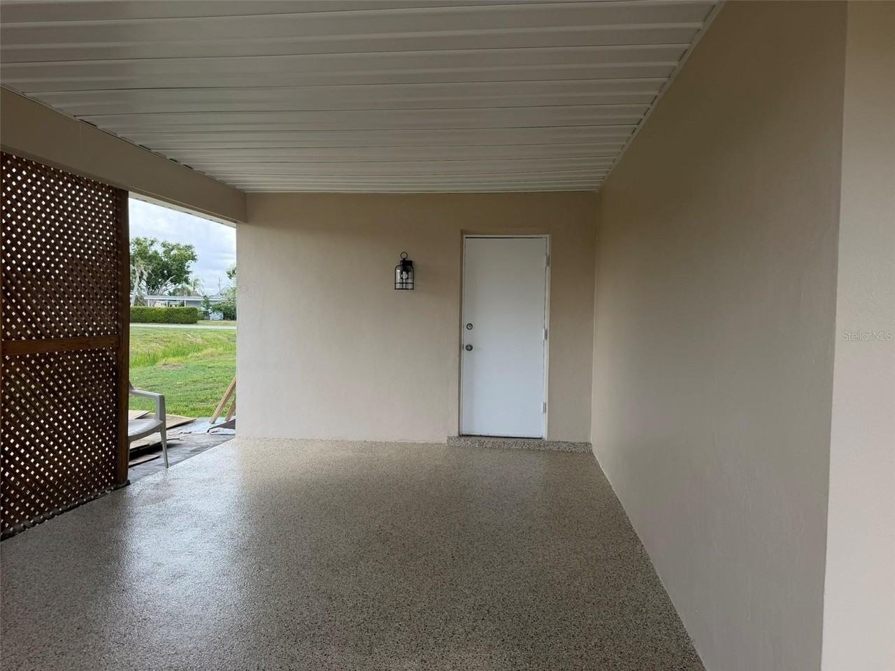 8531 Sydney Ave - Photo 4 of 24
