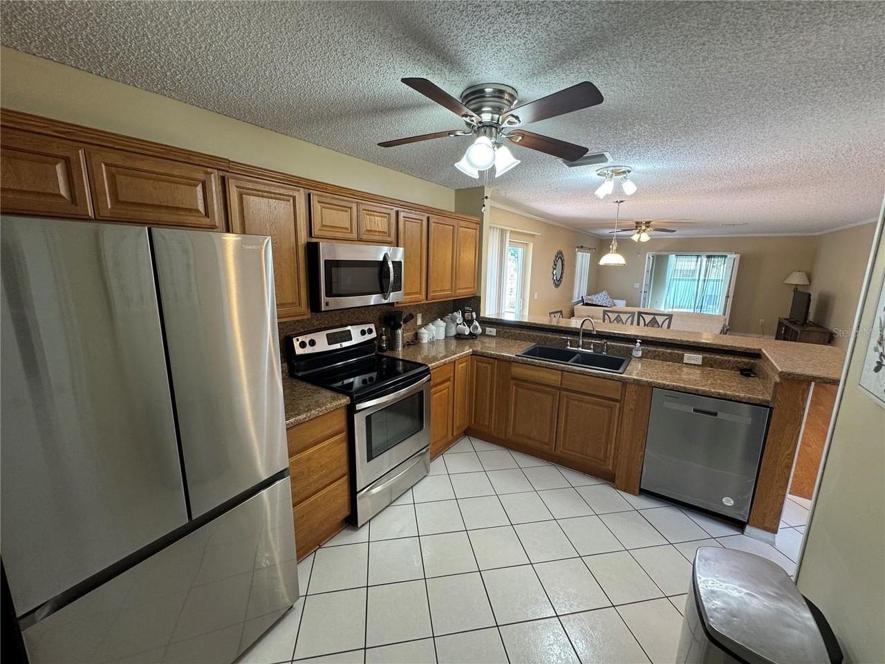 1688 Garcia Ct - Photo 3 of 14