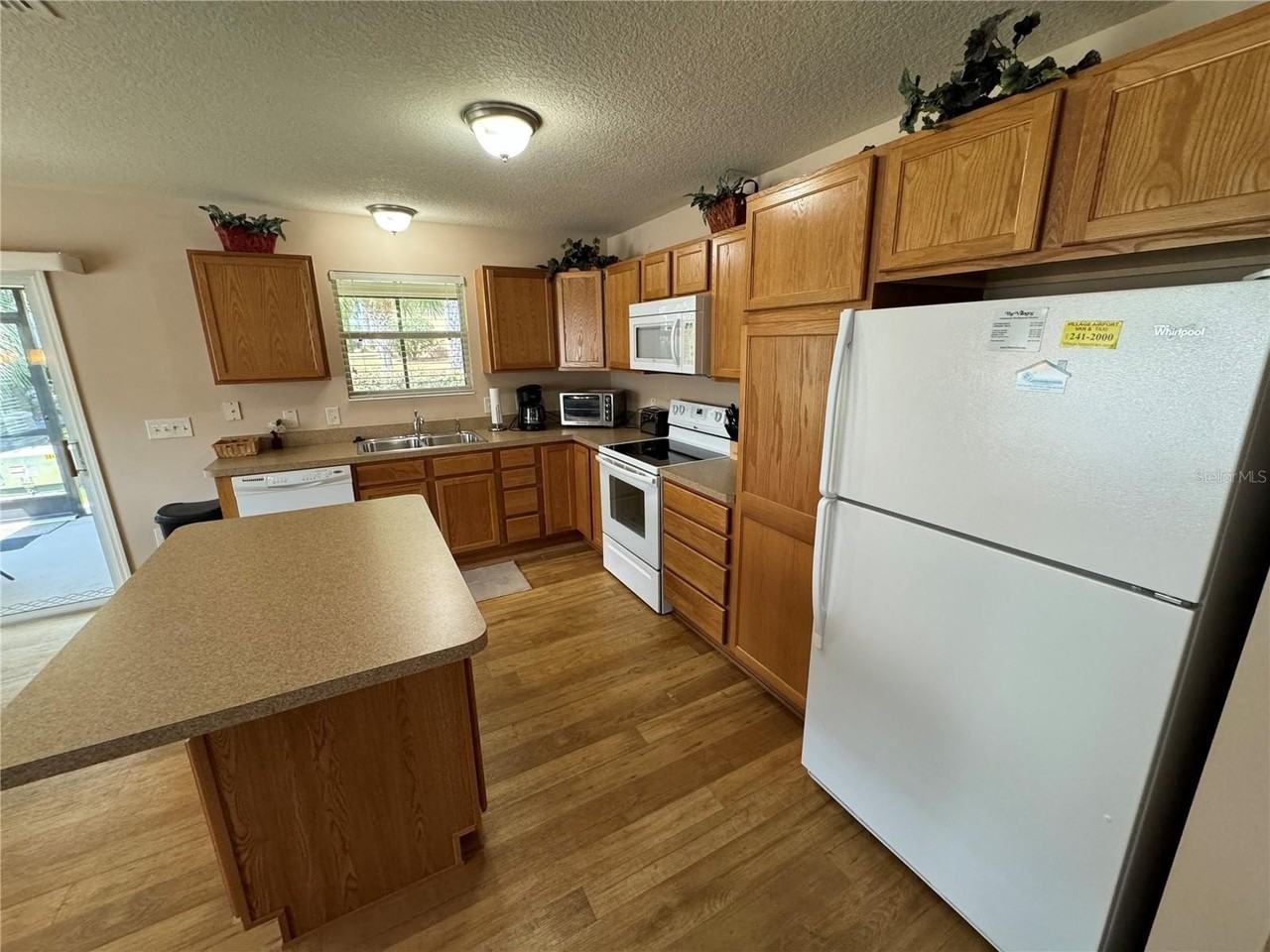 3068 Islawild Way - Photo 5 of 19