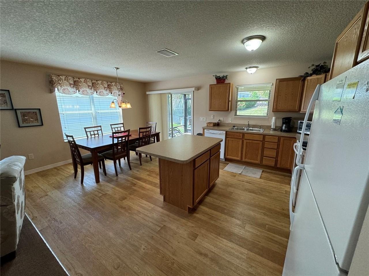 3068 Islawild Way - Photo 6 of 19