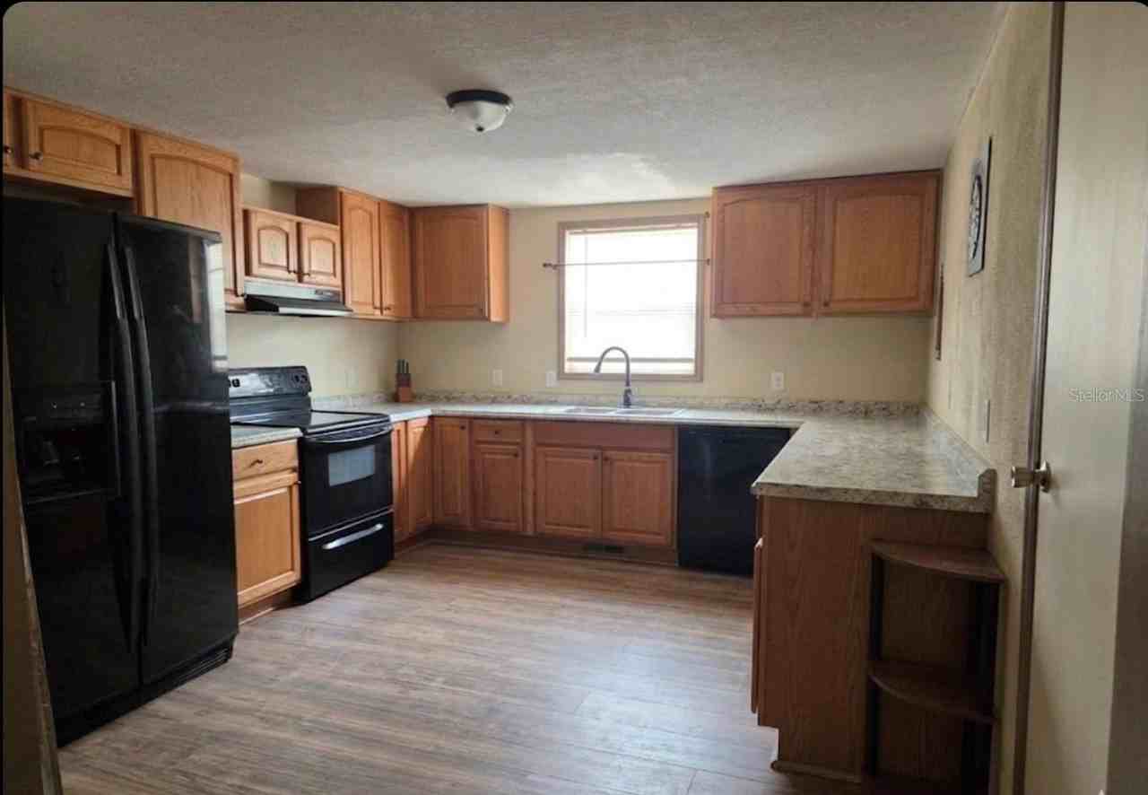 4738 Sw 166th Court Rd - Photo 3 of 14