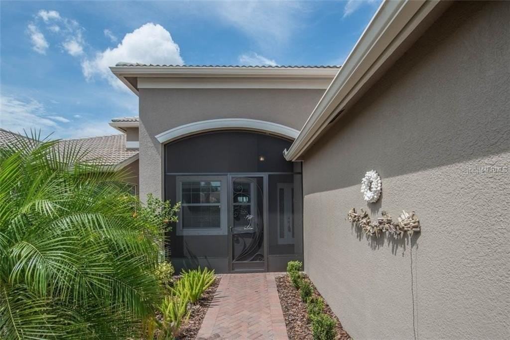 15646 Aurora Lake Cir - Photo 2 of 50