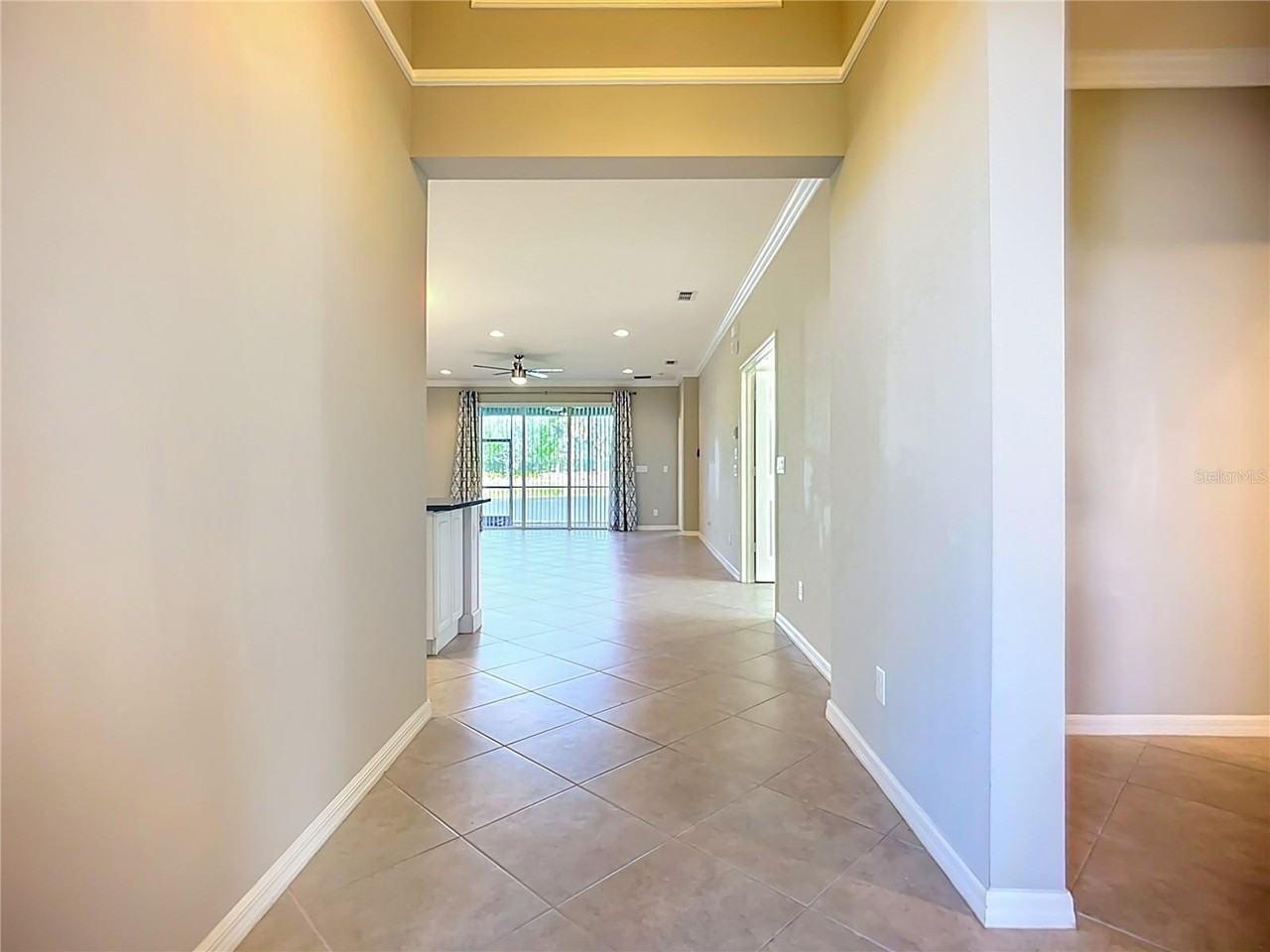 15646 Aurora Lake Cir - Photo 6 of 50