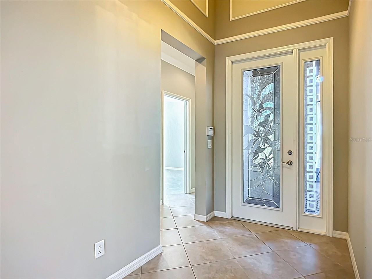 15646 Aurora Lake Cir - Photo 7 of 50