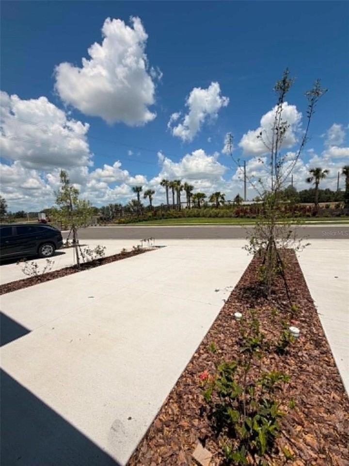 Buckskin Dr - Photo 2 of 24