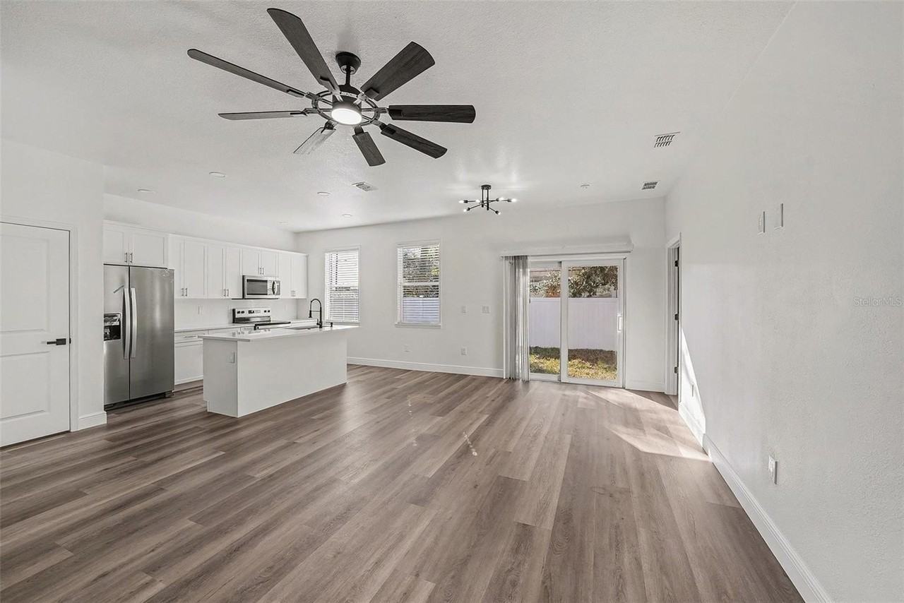 1905 E 23rd Ave - Photo 6 of 27