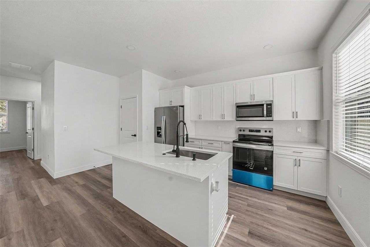 1905 E 23rd Ave - Photo 7 of 27