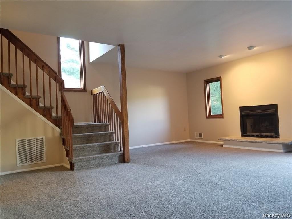 256 Heritage Ln - Photo 6 of 21