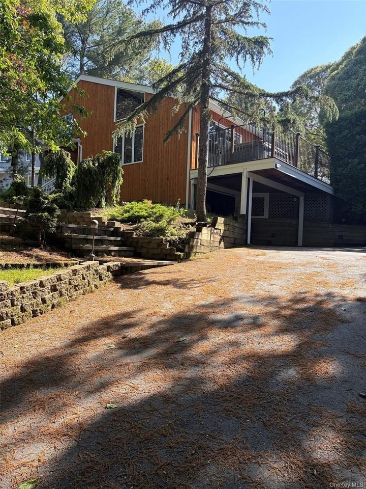 620 Wunneweta Rd - Photo 2 of 4