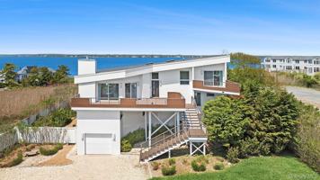 featured image of 588 Dune Rd