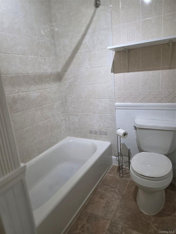 234 Fox Run Ln - Photo 3 of 17