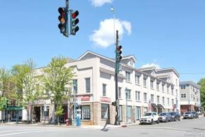 featured image of 21 E Central Ave #302