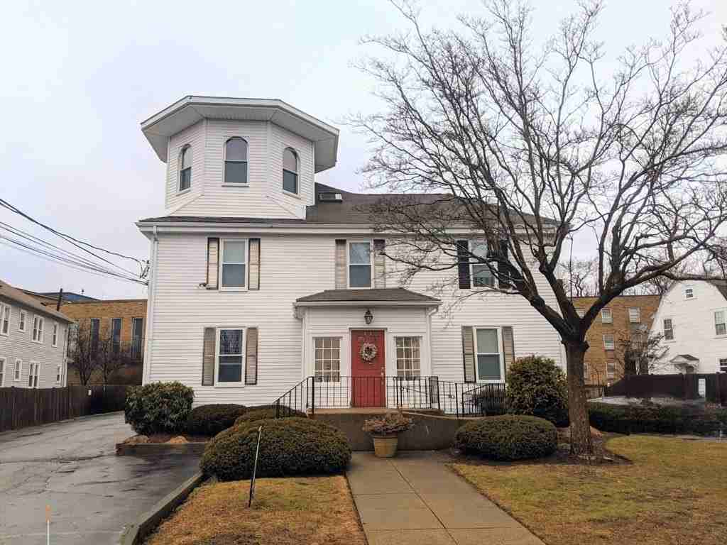 24 Myrtle St #C